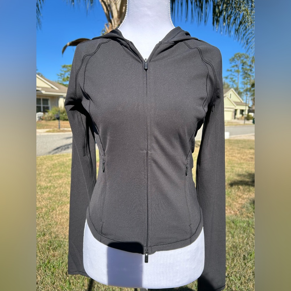 NWT🌷Lululemon Define Cropped Black Jacket with Hood